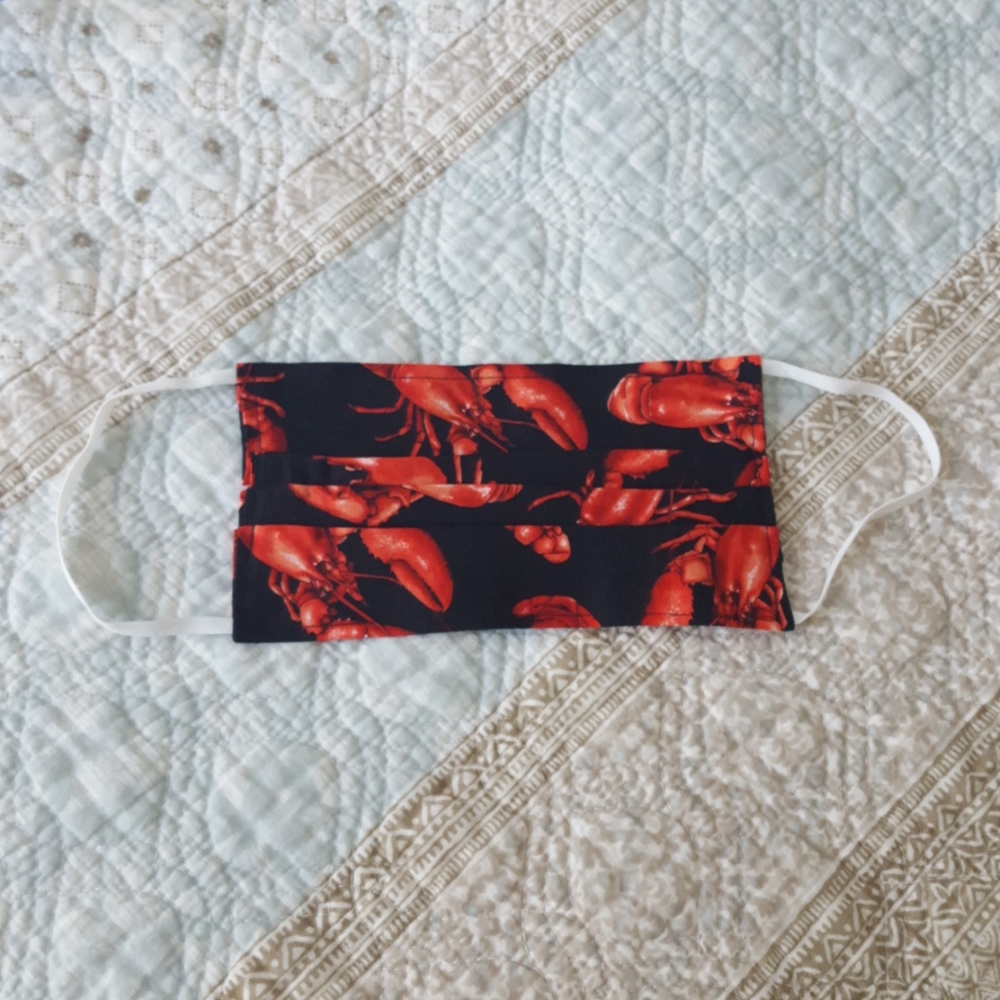 Lobster print face mask nwot